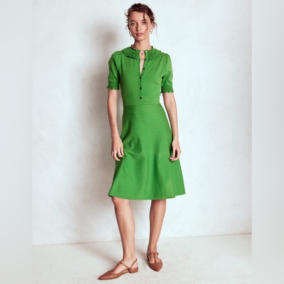 NWT Boden Melina Ruffle Knitted Dress in Paradise Green - Picture 3 of 13